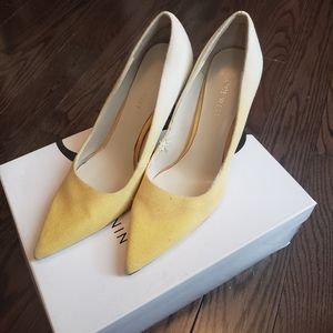 Women's shoes
